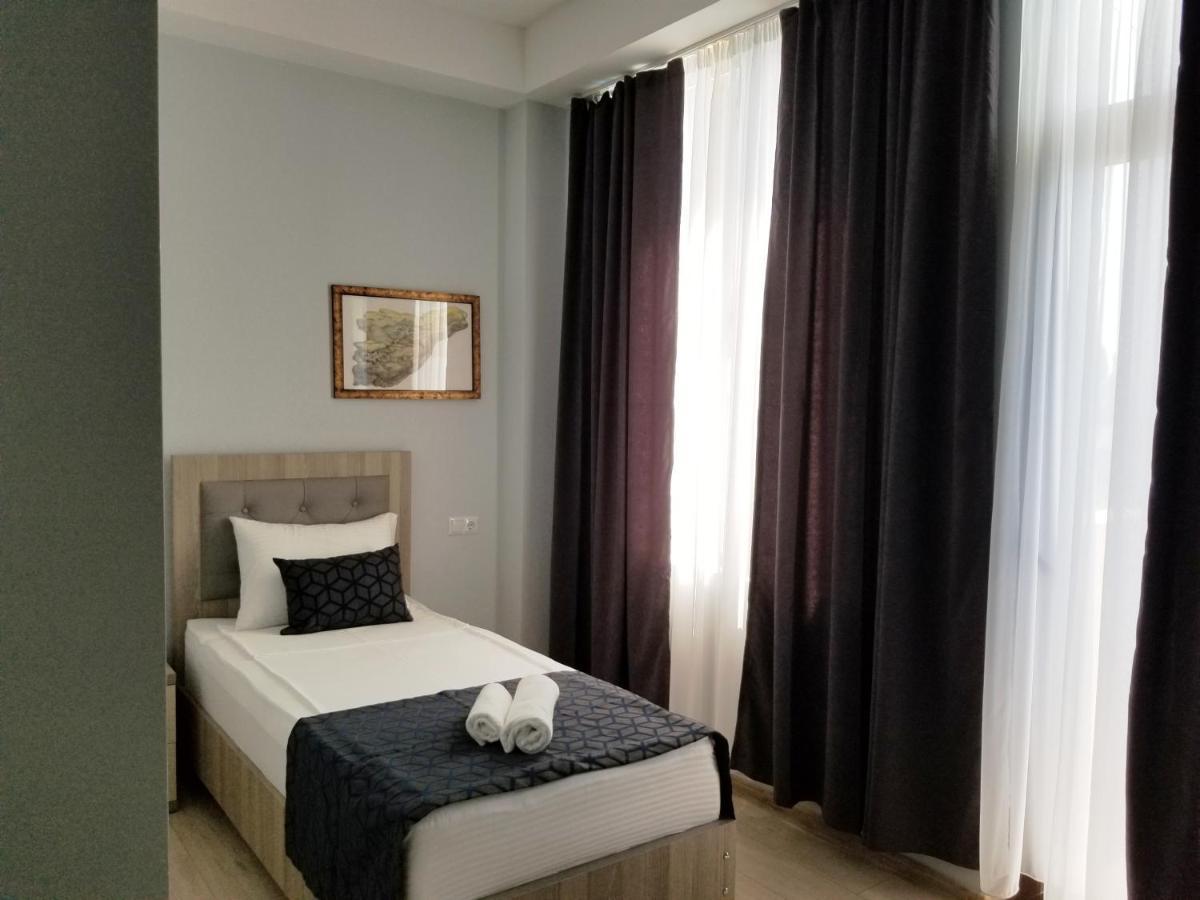 Vita Gardenia Hotel Tskhaltubo Esterno foto