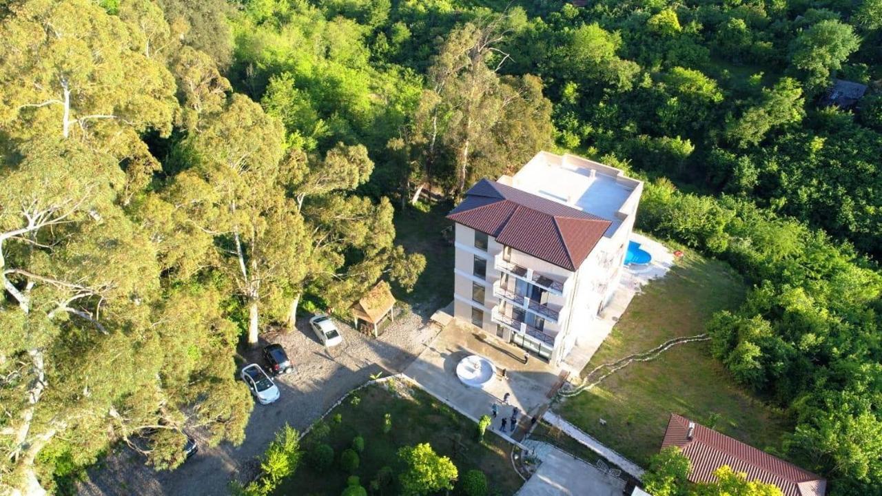 Vita Gardenia Hotel Tskhaltubo Esterno foto