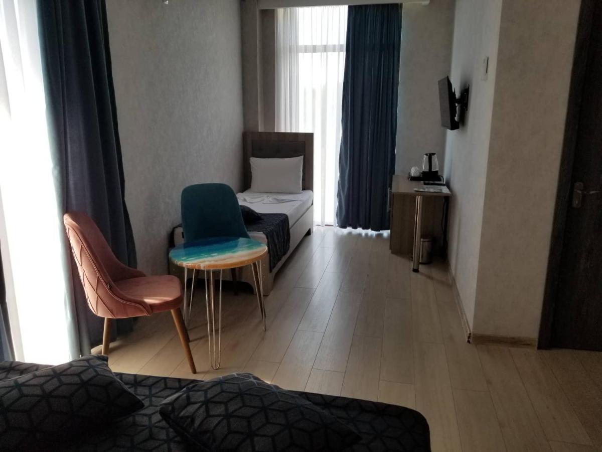 Vita Gardenia Hotel Tskhaltubo Esterno foto