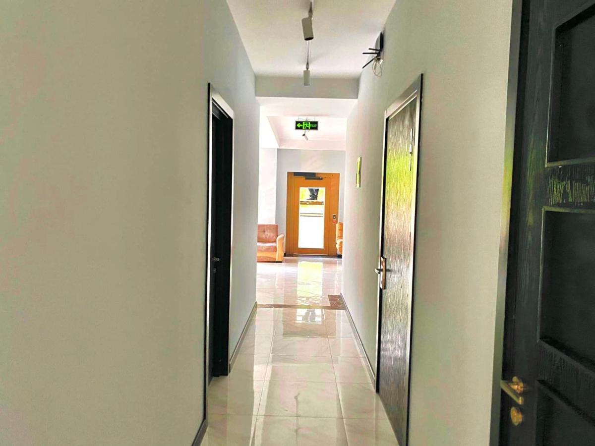 Vita Gardenia Hotel Tskhaltubo Esterno foto