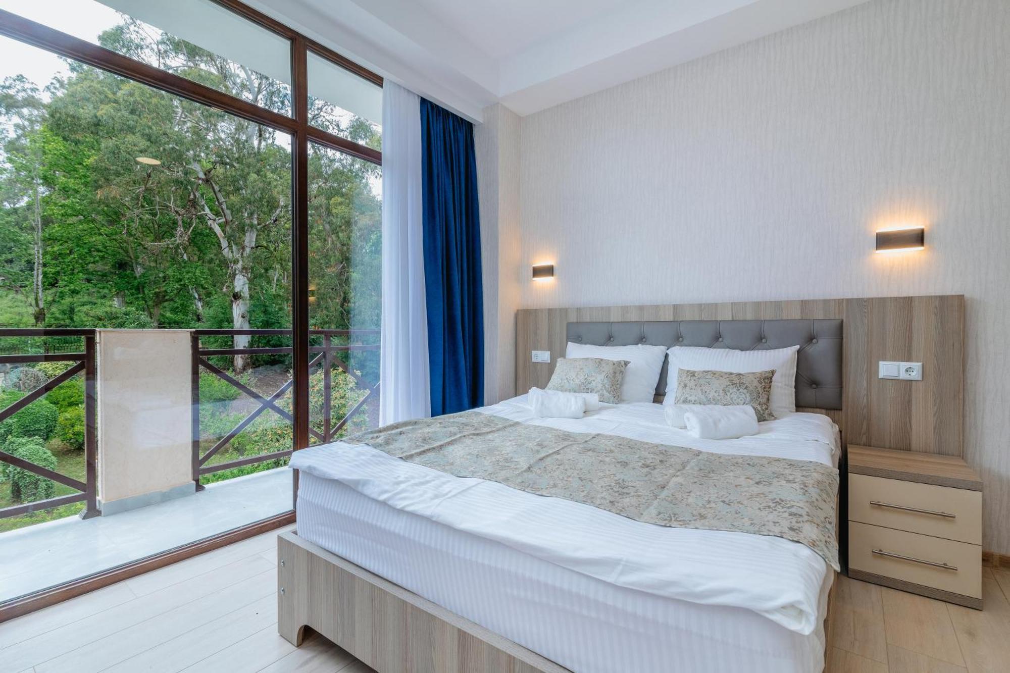 Vita Gardenia Hotel Tskhaltubo Esterno foto