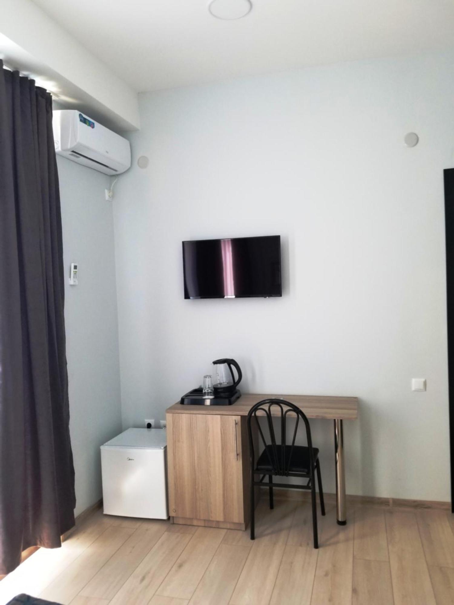 Vita Gardenia Hotel Tskhaltubo Esterno foto
